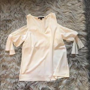 Boston proper v neck cold shoulder top